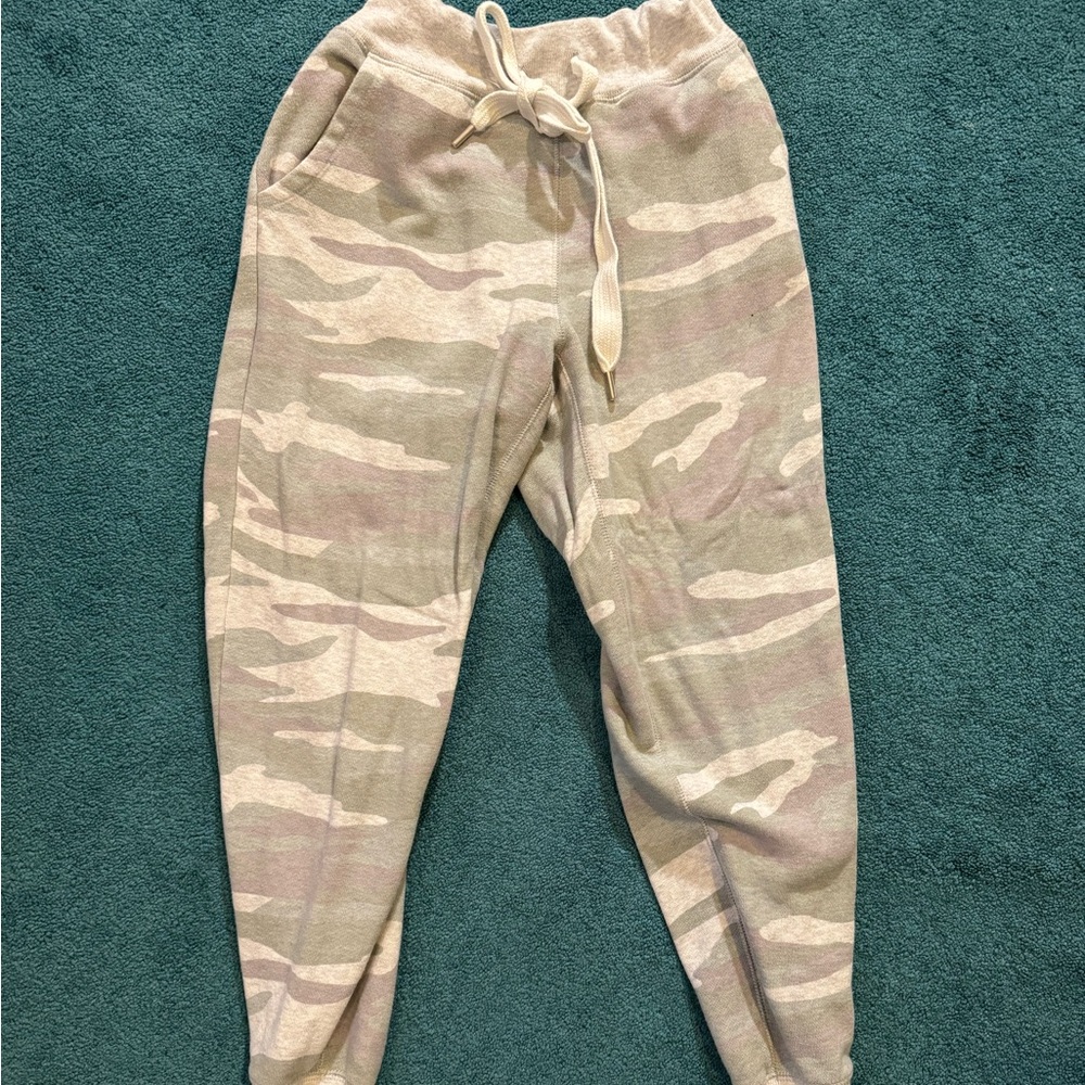 American Eagle Joggers